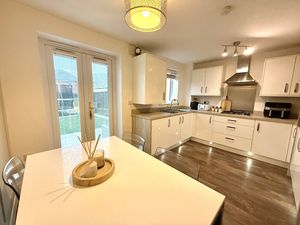 Photo 14- click for photo gallery